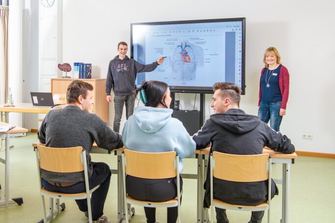 Ausbildung zur Pflegefachhelferin / zum Pflegefachhelfer (w/m/d), 3. Bild